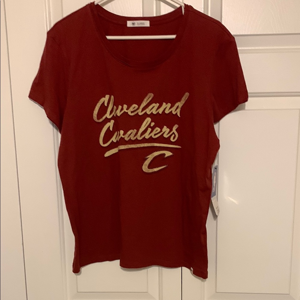 Cleveland Cavaliers Women's Red T-Shirt